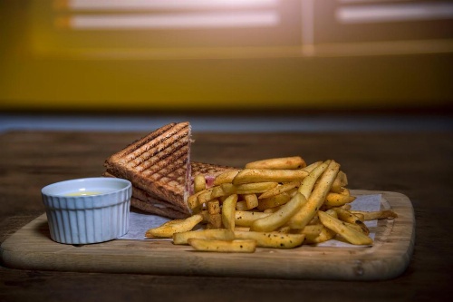 Mira Trio Hotel image 26